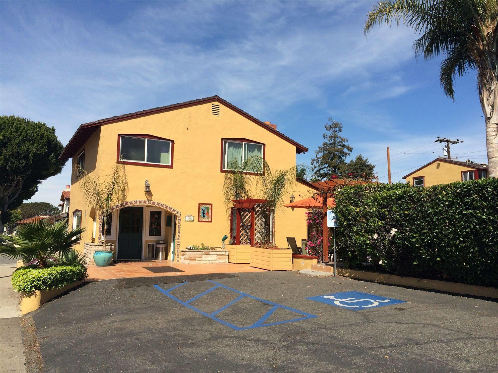 Oasis Inn And Suites Santa Barbara Exterior photo