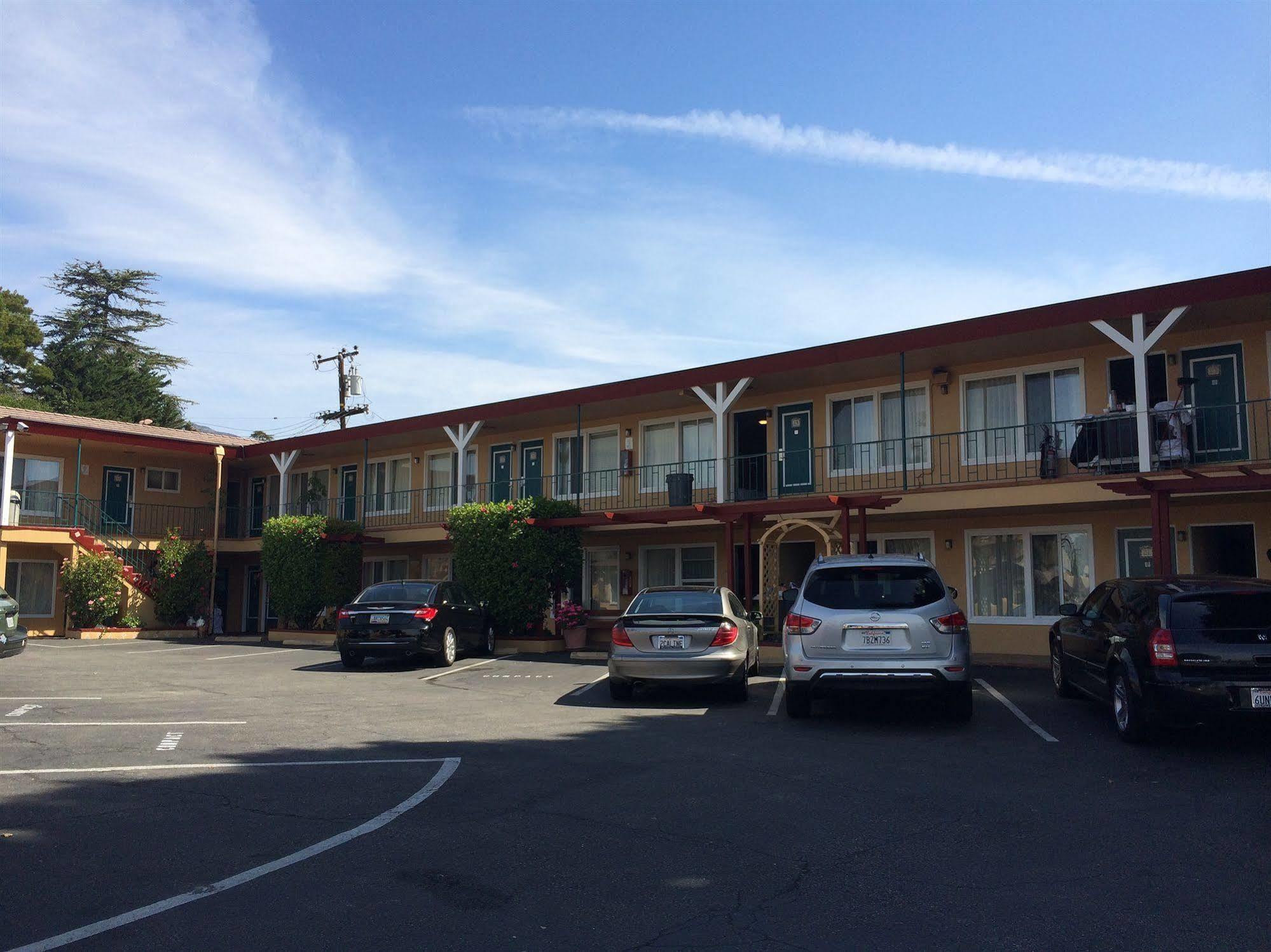 Oasis Inn And Suites Santa Barbara Exterior photo